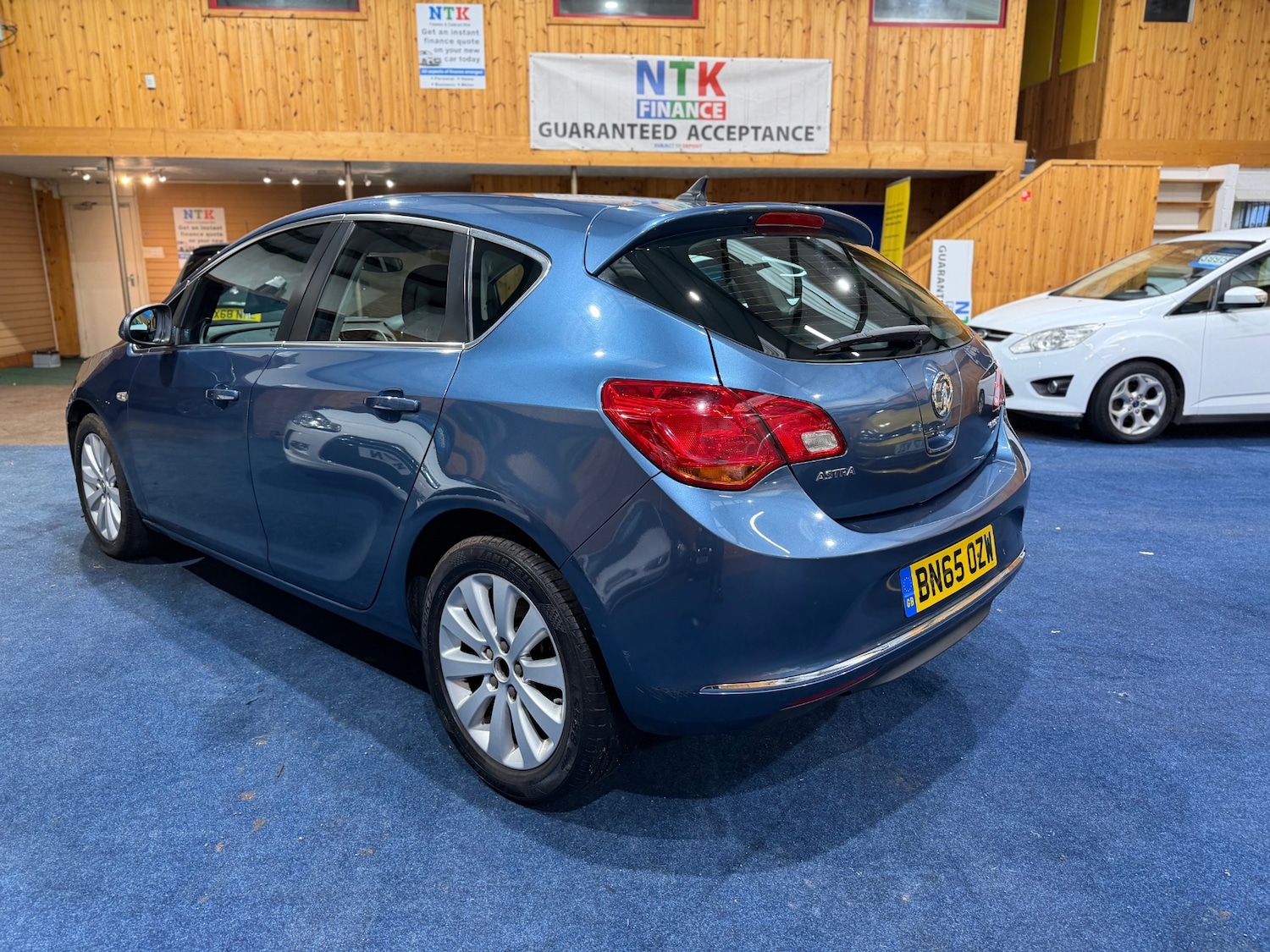 Used Vauxhall Astra 2015 for sale - 77502285: Photo 4