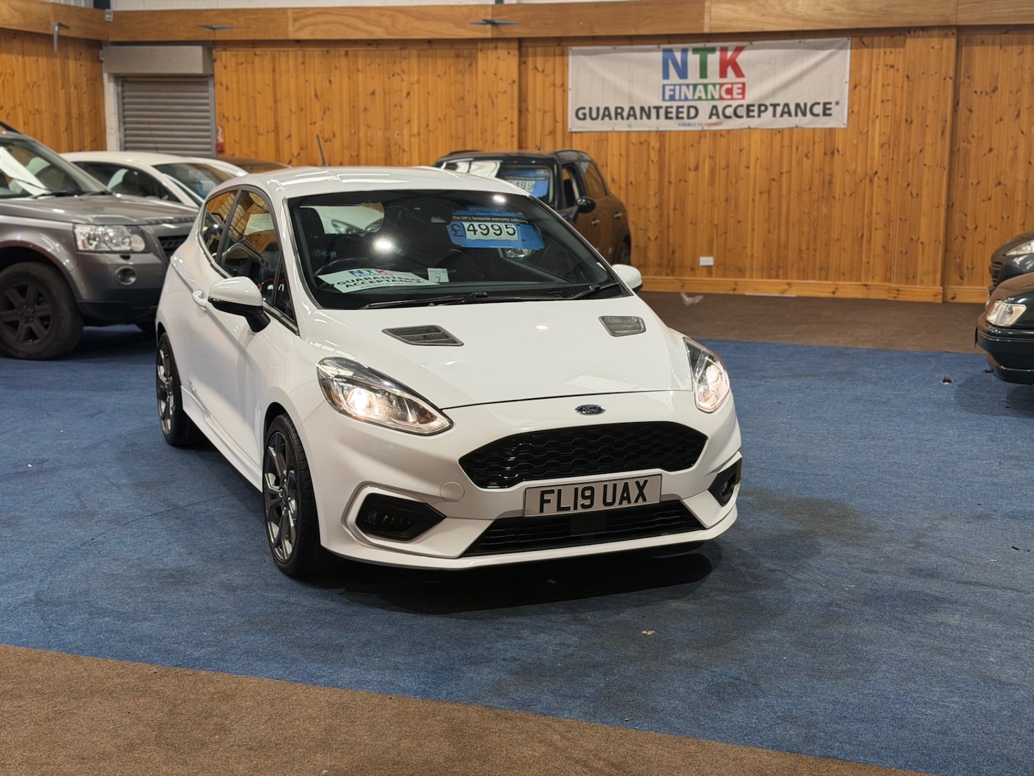 Used Ford Fiesta 2019 for sale - 77932902: Photo 2