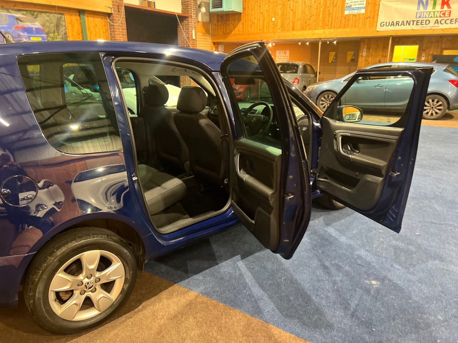 Used Skoda Roomster 2013 for sale - 77406406: Photo 17