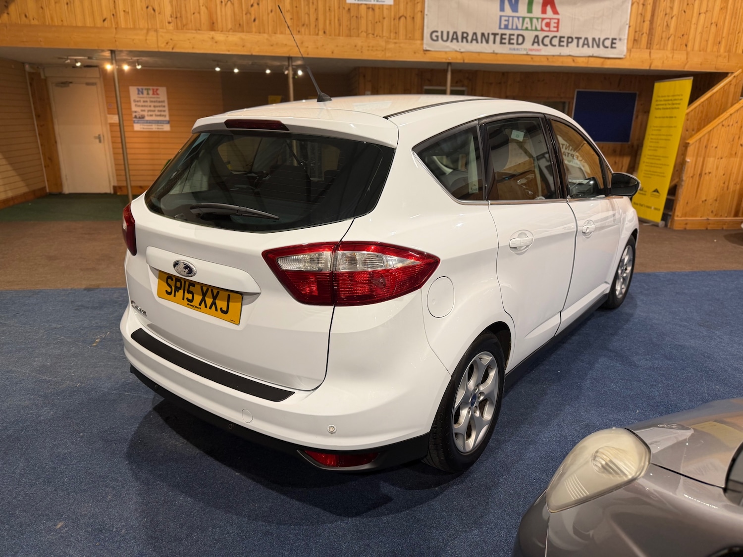Used Ford C-Max 2015 for sale - 76971169: Photo 11