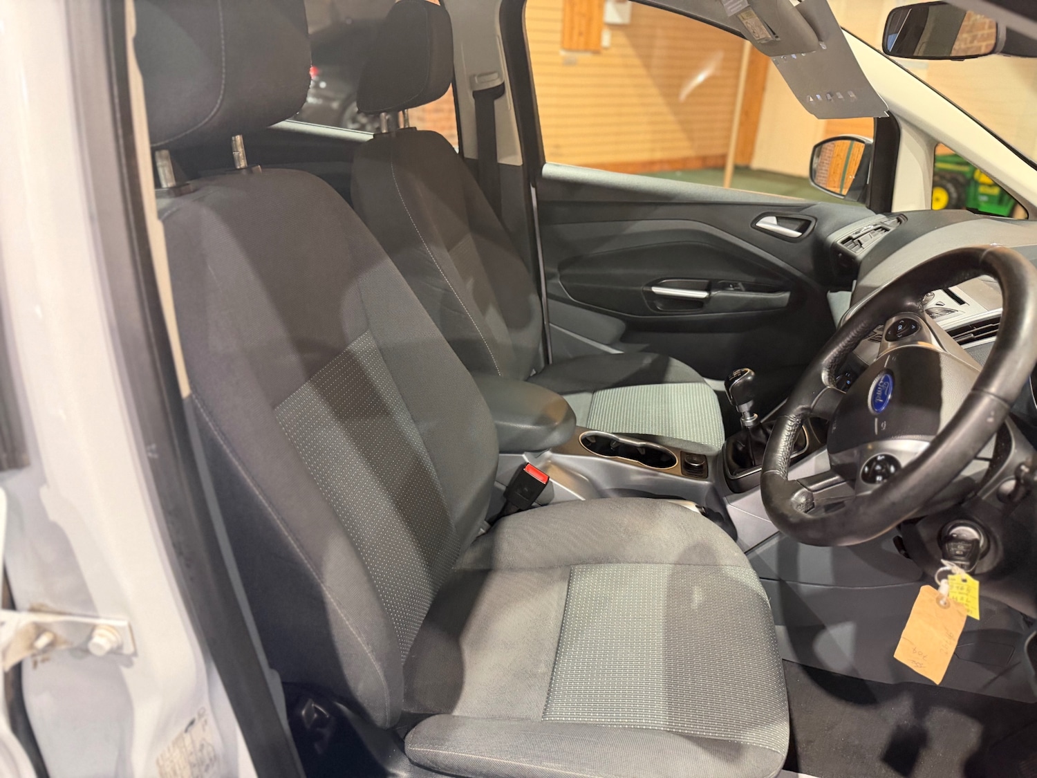 Used Ford C-Max 2015 for sale - 76971169: Photo 14