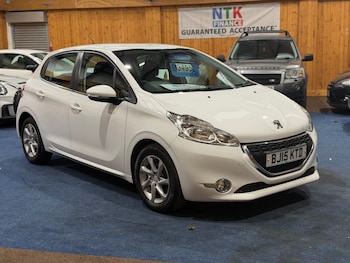 Used Peugeot 208 2015 for sale - 77833597: Photo