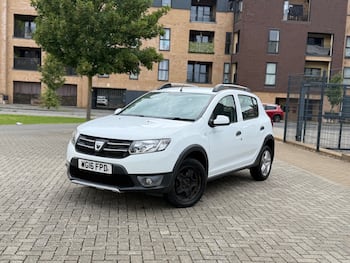 Used Dacia Sandero Stepway 2016 for sale - 79635821: Photo