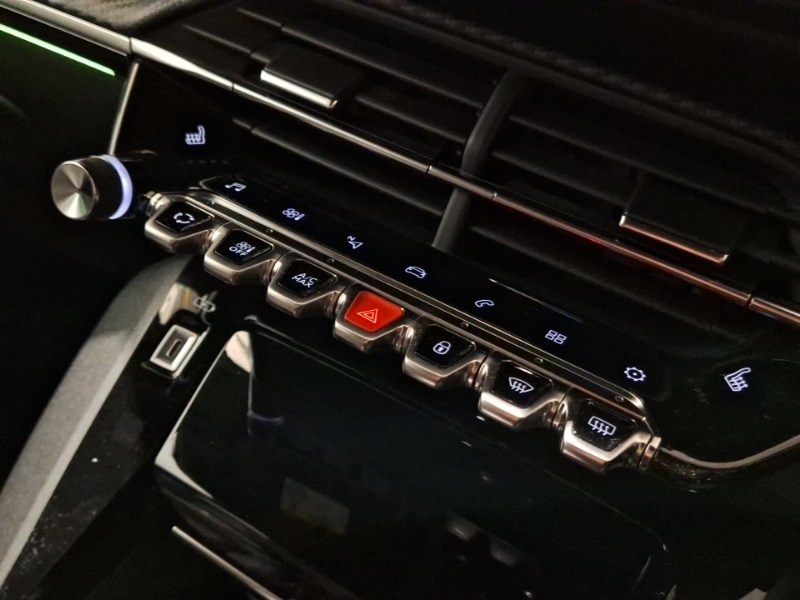 Used Peugeot 2008 2020 for sale - 76384094: Photo 16