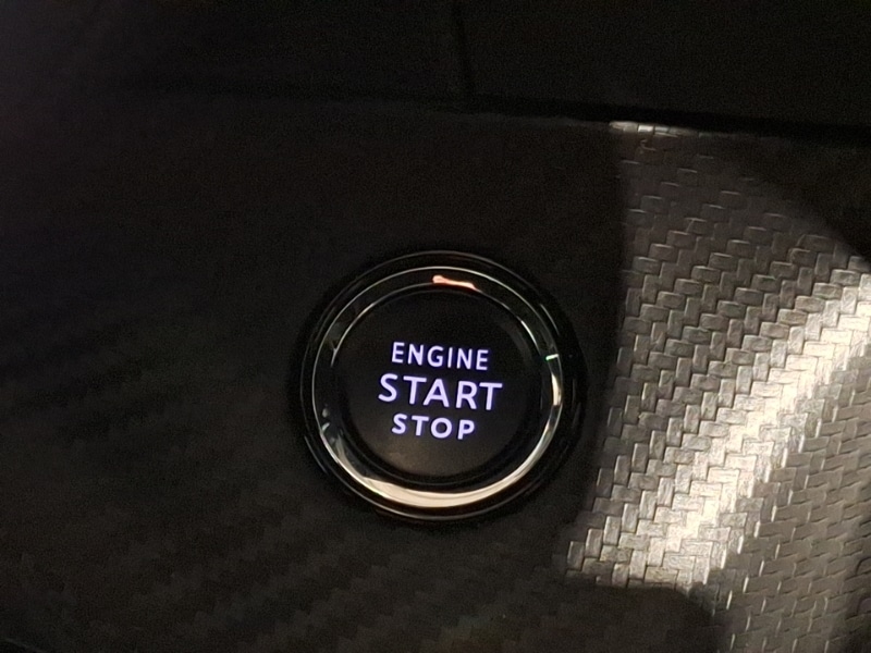 Used Peugeot 2008 2020 for sale - 76384094: Photo 17