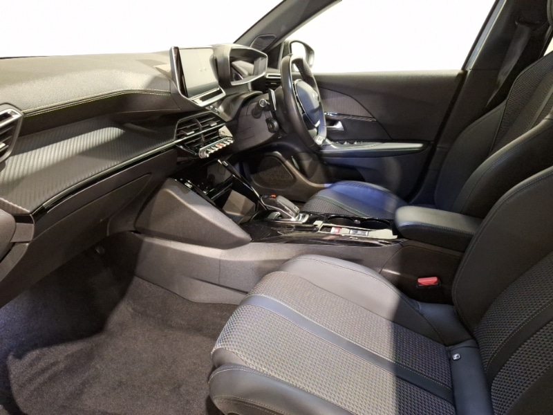 Used Peugeot 2008 2020 for sale - 76384094: Photo 5