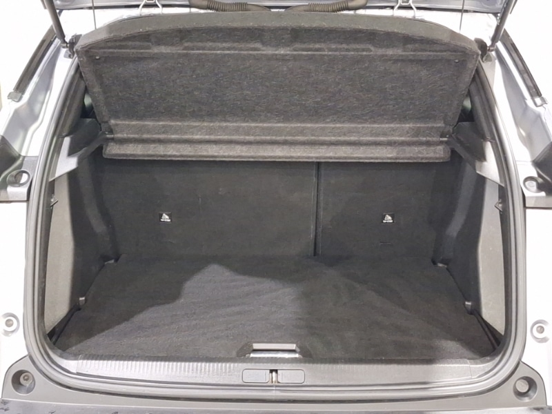 Used Peugeot 2008 2020 for sale - 76384094: Photo 8