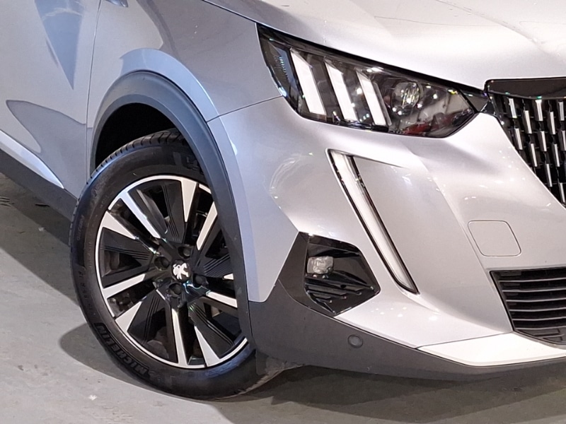 Used Peugeot 2008 2020 for sale - 76384094: Photo 9