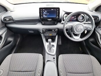 Used Toyota Yaris 2023 for sale - 79513776: Photo