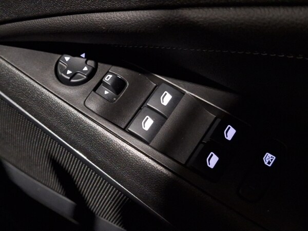 Used Vauxhall Crossland 2022 for sale - 75633902: Photo 18