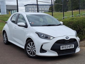 Used Toyota Yaris 2023 for sale - 79546292: Photo
