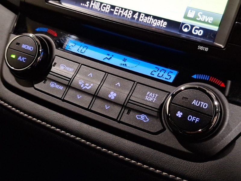 Used Toyota RAV4 2017 for sale - 77466267: Photo 15