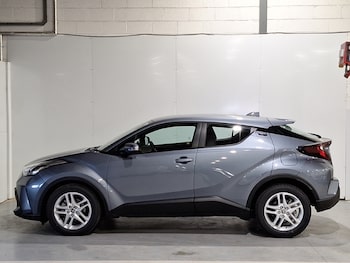 Used Toyota C-HR 2023 for sale - 78054568: Photo