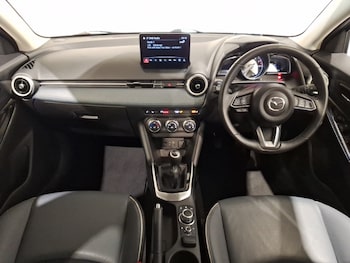 Used Mazda Mazda2 2022 for sale - 75993318: Photo 2