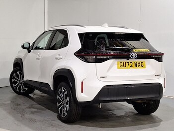 Used Toyota Yaris Cross 2022 for sale - 77751296: Photo