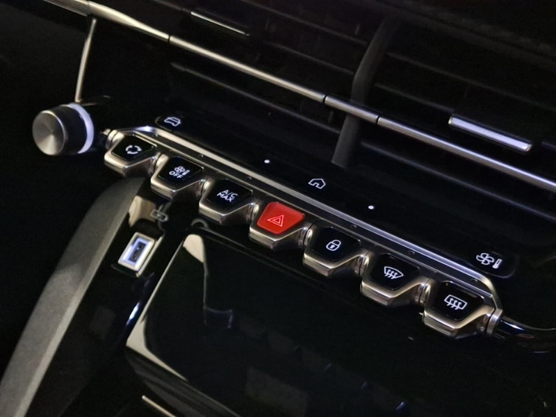 Used Peugeot 2008 2024 for sale - 77921877: Photo 15