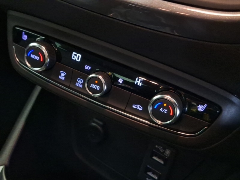 Used Vauxhall Crossland 2022 for sale - 76687693: Photo 15