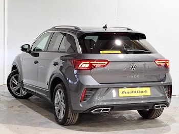 Used Volkswagen T-Roc 2022 for sale - 77324982: Photo