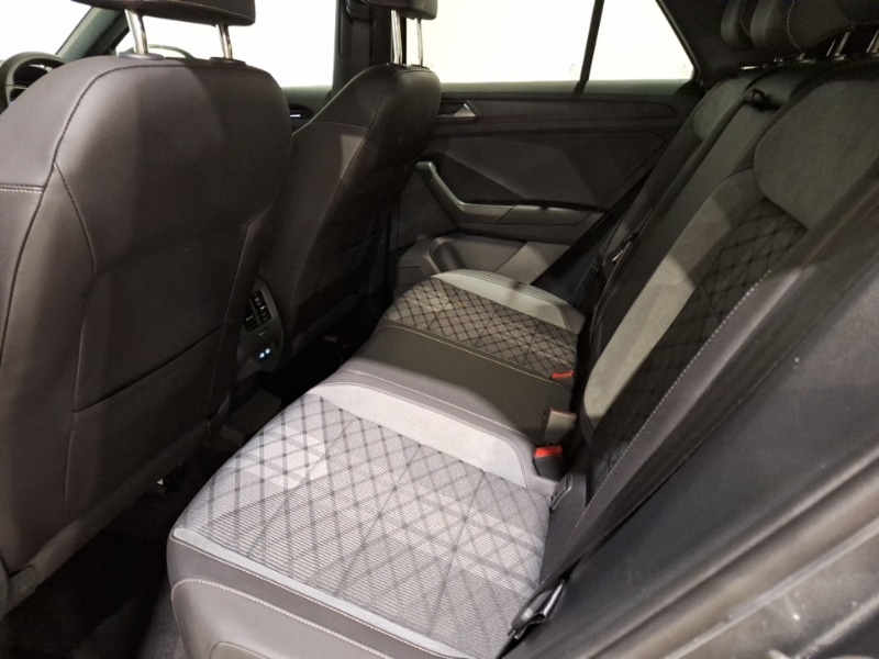 Used Volkswagen T-Roc 2022 for sale - 77324982: Photo 6