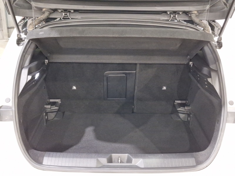 Used Vauxhall Astra 2024 for sale - 76911749: Photo 8