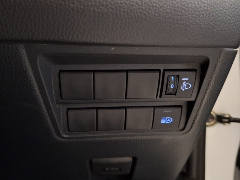 Used Toyota Yaris 2022 for sale - 77105460: Photo 17