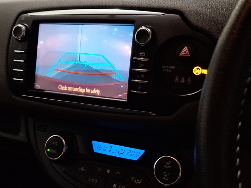 Used Toyota Yaris 2018 for sale - 76493247: Photo 12