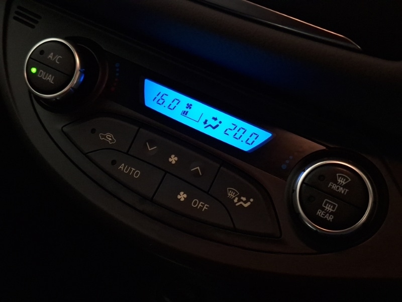 Used Toyota Yaris 2018 for sale - 76493247: Photo 16