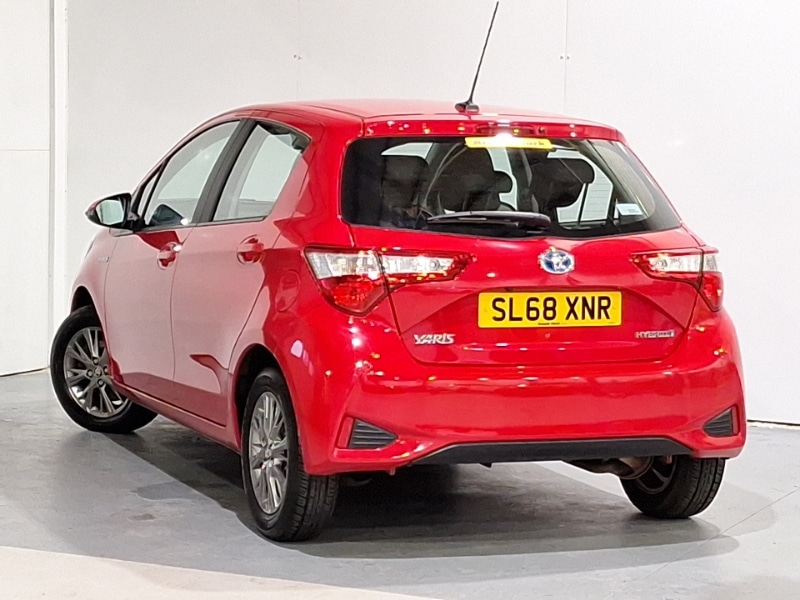 Used Toyota Yaris 2018 for sale - 76493247: Photo 3