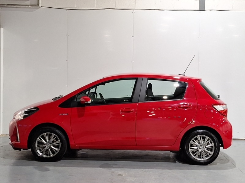 Used Toyota Yaris 2018 for sale - 76493247: Photo 4