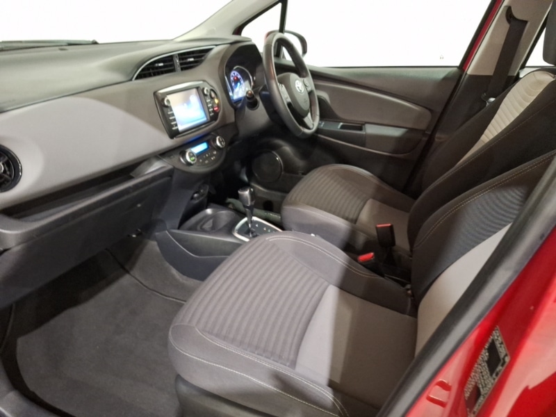 Used Toyota Yaris 2018 for sale - 76493247: Photo 5