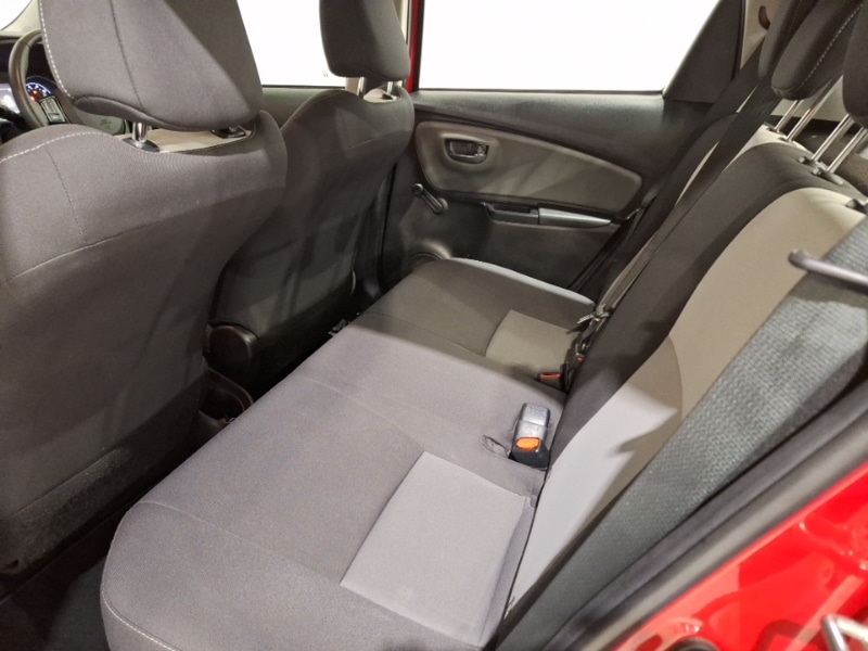 Used Toyota Yaris 2018 for sale - 76493247: Photo 6