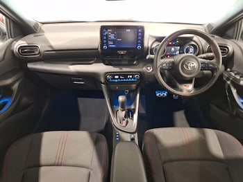 Used Toyota Yaris 2022 for sale - 76244207: Photo 2