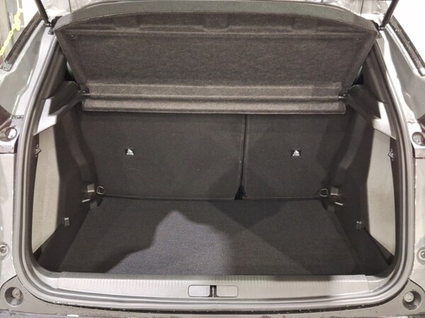 Used Peugeot 2008 2025 for sale - 76188365: Photo 8