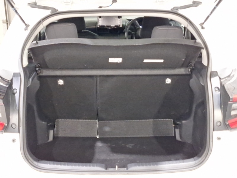 Used Toyota Yaris 2022 for sale - 76721736: Photo 8