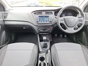 Used Hyundai i20 2019 for sale - 78983868: Photo