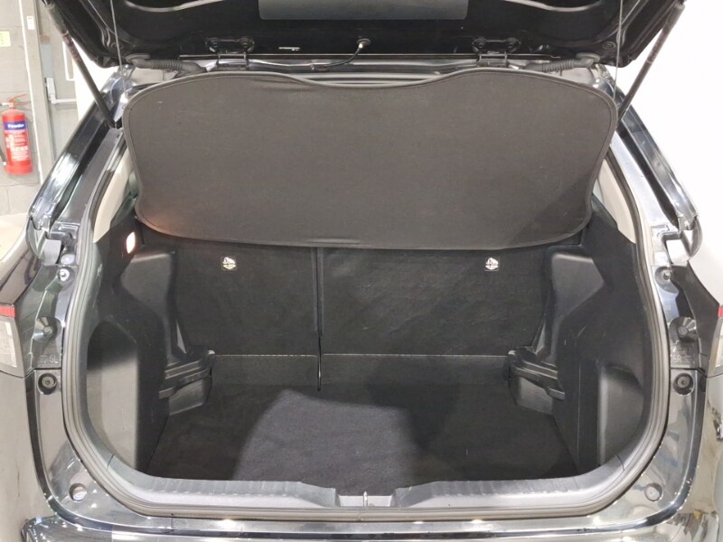 Used Toyota Yaris Cross 2022 for sale - 77453865: Photo 8