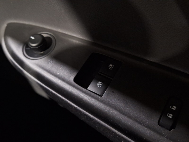 Used Vauxhall Viva 2016 for sale - 76666340: Photo 17