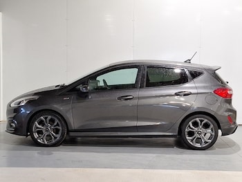 Used Ford Fiesta 2021 for sale - 76579197: Photo