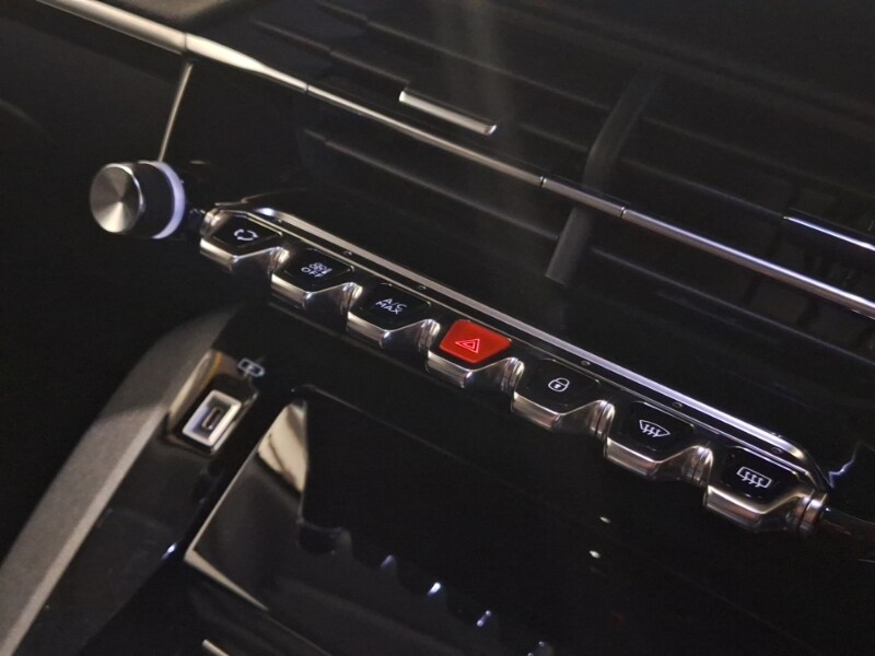 Used Peugeot 2008 2022 for sale - 78146854: Photo 15