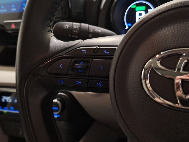 Used Toyota Yaris 2023 for sale - 77503381: Photo 17