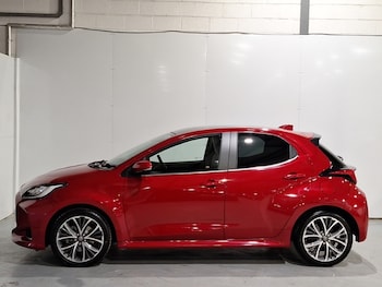 Used Toyota Yaris 2023 for sale - 77503381: Photo