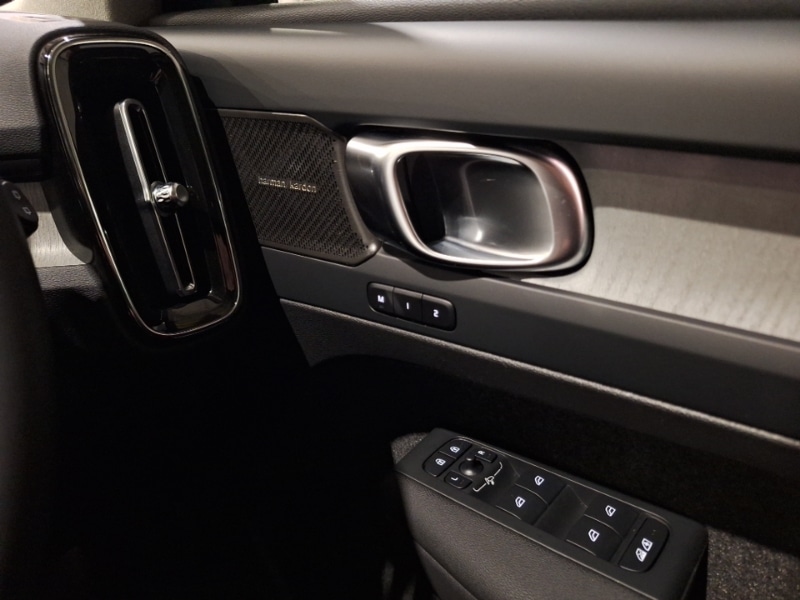 Used Volvo XC40 2024 for sale - 76335521: Photo 19