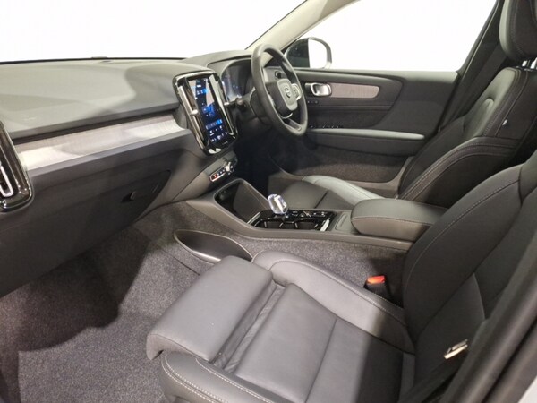 Used Volvo XC40 2024 for sale - 76335521: Photo 5