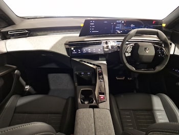 Used Peugeot 3008 2025 for sale - 76183283: Photo