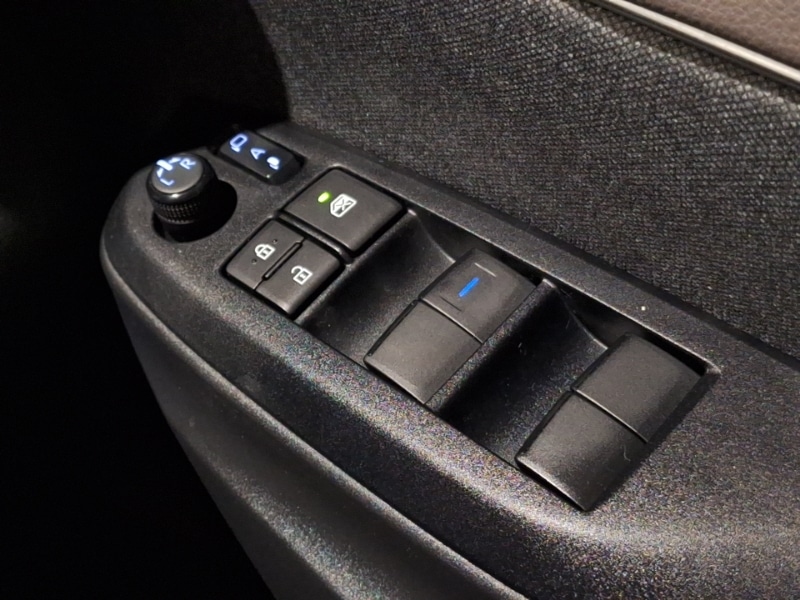 Used Toyota Yaris Cross 2022 for sale - 76354786: Photo 19