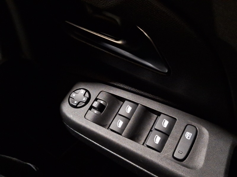 Used Vauxhall Corsa 2023 for sale - 77228585: Photo 18