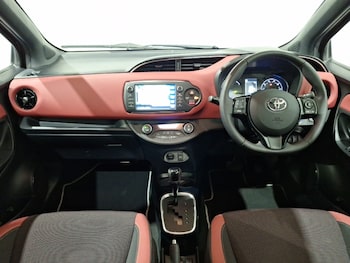 Used Toyota Yaris 2017 for sale - 78441250: Photo