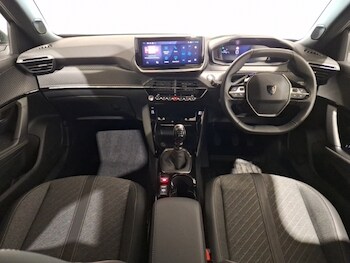 Used Peugeot 2008 2024 for sale - 77352751: Photo