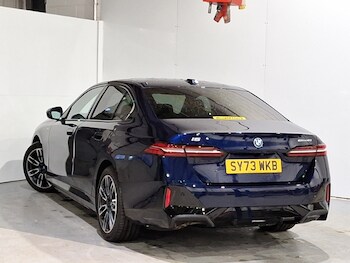 Used BMW i5 2023 for sale - 77289622: Photo