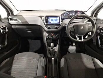 Used Peugeot 208 2016 for sale - 78317868: Photo